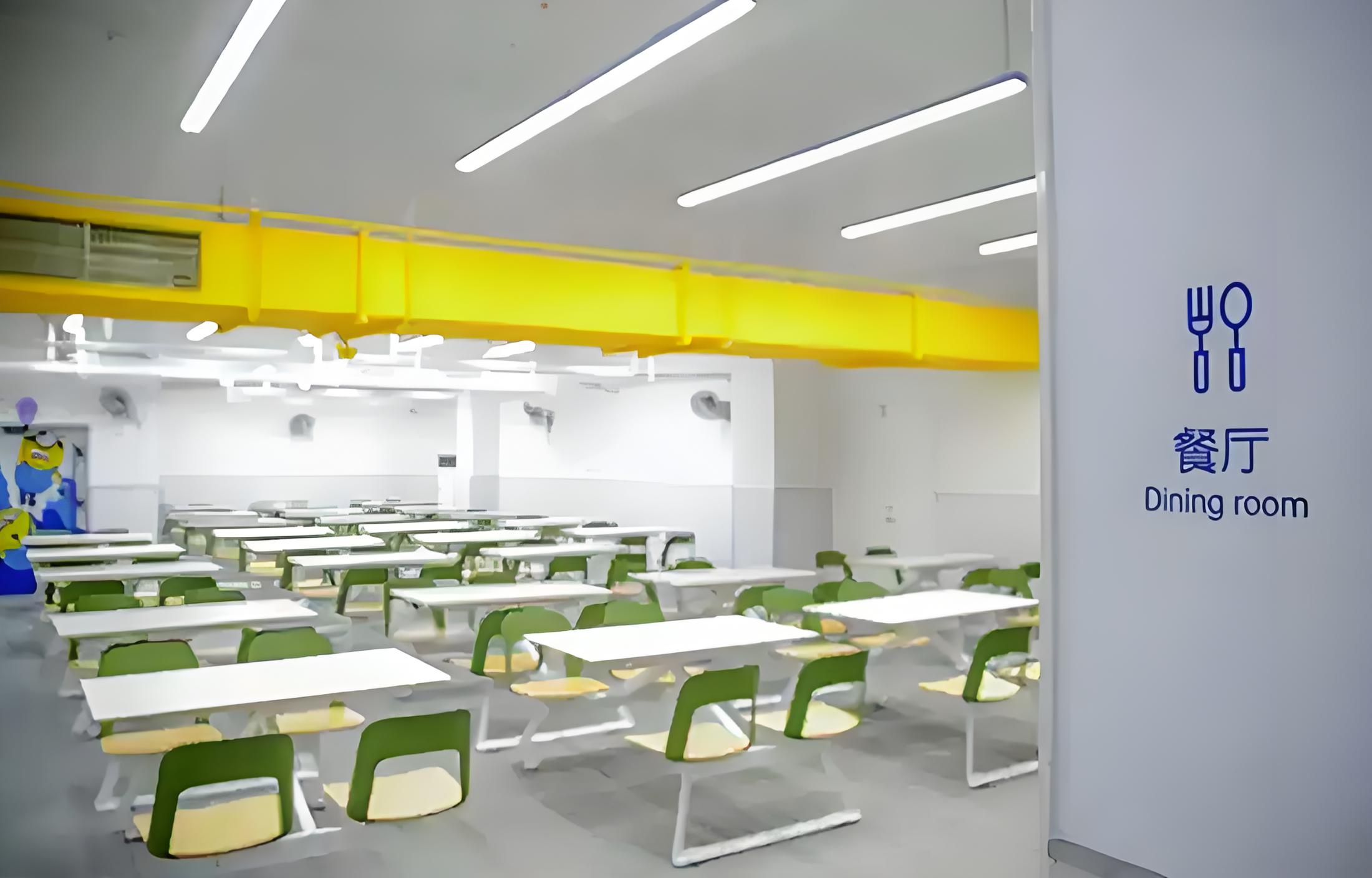 校园餐厅